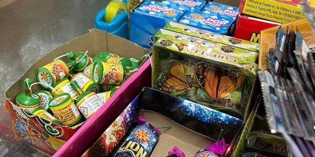 Detenzione e commercio abusivo di articoli pirotecnici, cinese deferito nel Crotonese