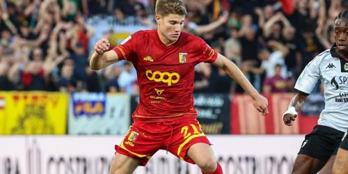 Catanzaro ko per 2-1, lo Spezia in finale con la Cremonese