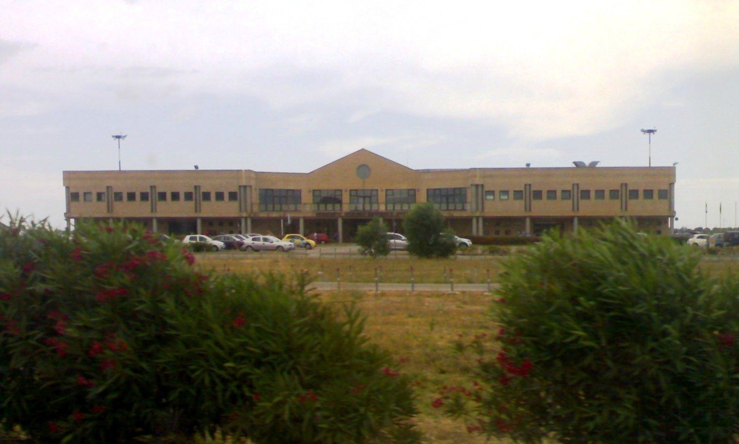 Sull'aeroporto di Crotone nessuna strategia