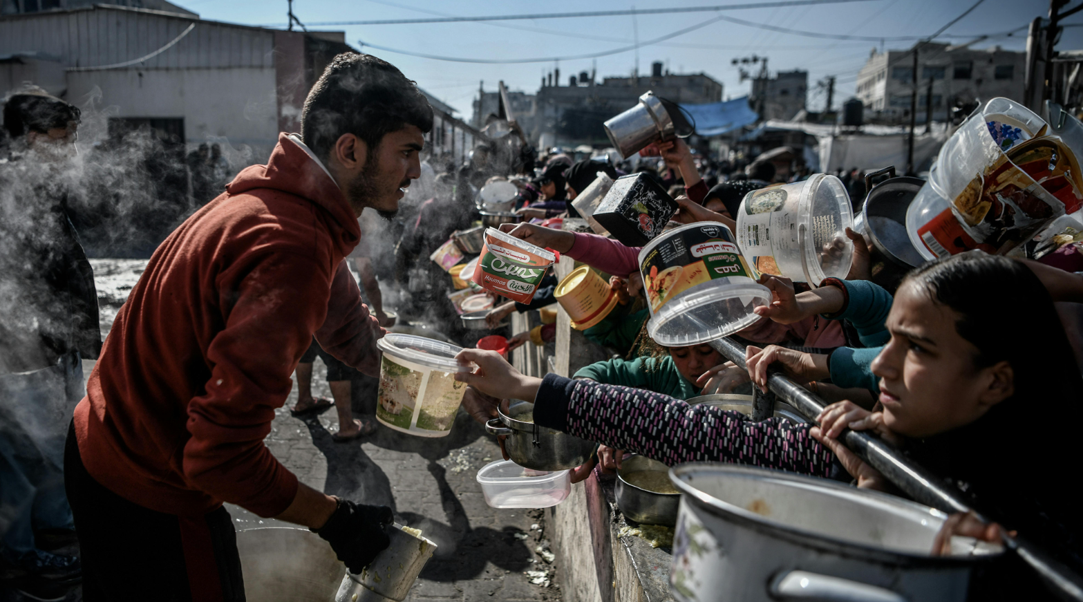 Non chiamatela guerra. Chi investe sulla distruzione della Palestina