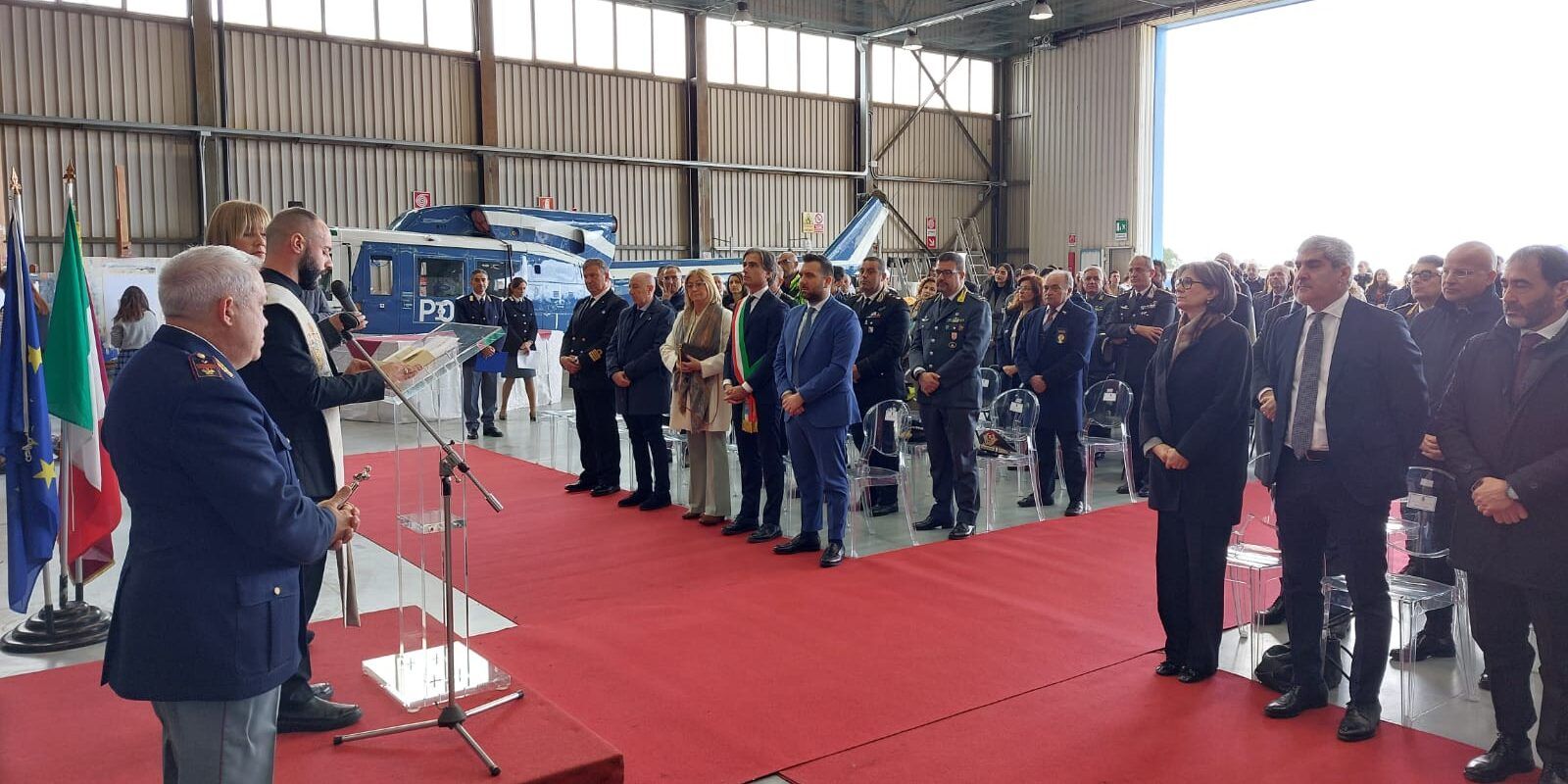 Reggio Calabria, la polizia festeggia il quarantennale dell’istituzione del V° Reparto Volo