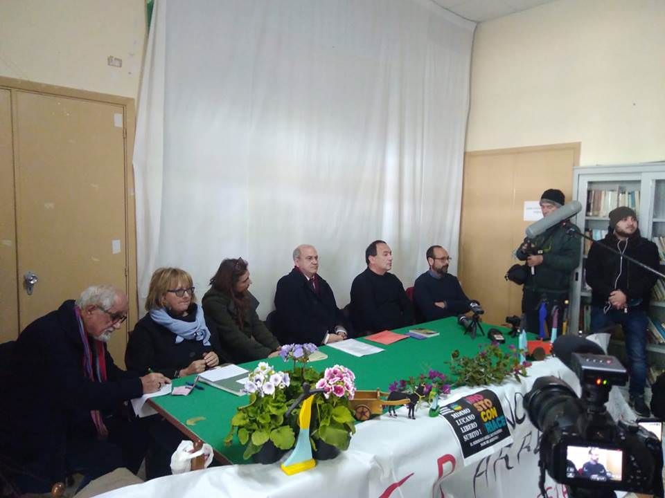 Nasce la Fondazione che sosterrà il modello Riace