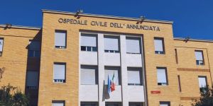 Operato il piccolo caduto da un balcone a Corigliano Rossano: è fuori pericolo