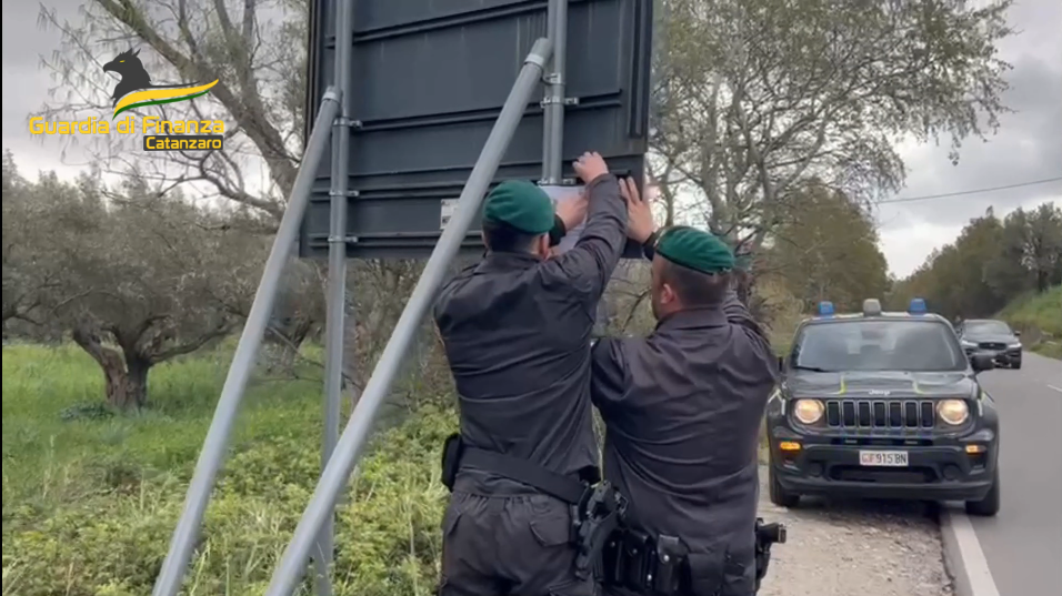 I debiti «mostruosi» della Pubblidue e la società svuotata in favore di altre aziende