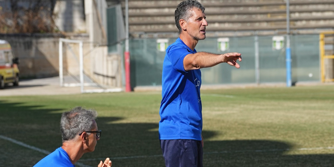 Vigor Lamezia, esonerato il tecnico Foglia Manzillo dopo la sconfitta di Paternò