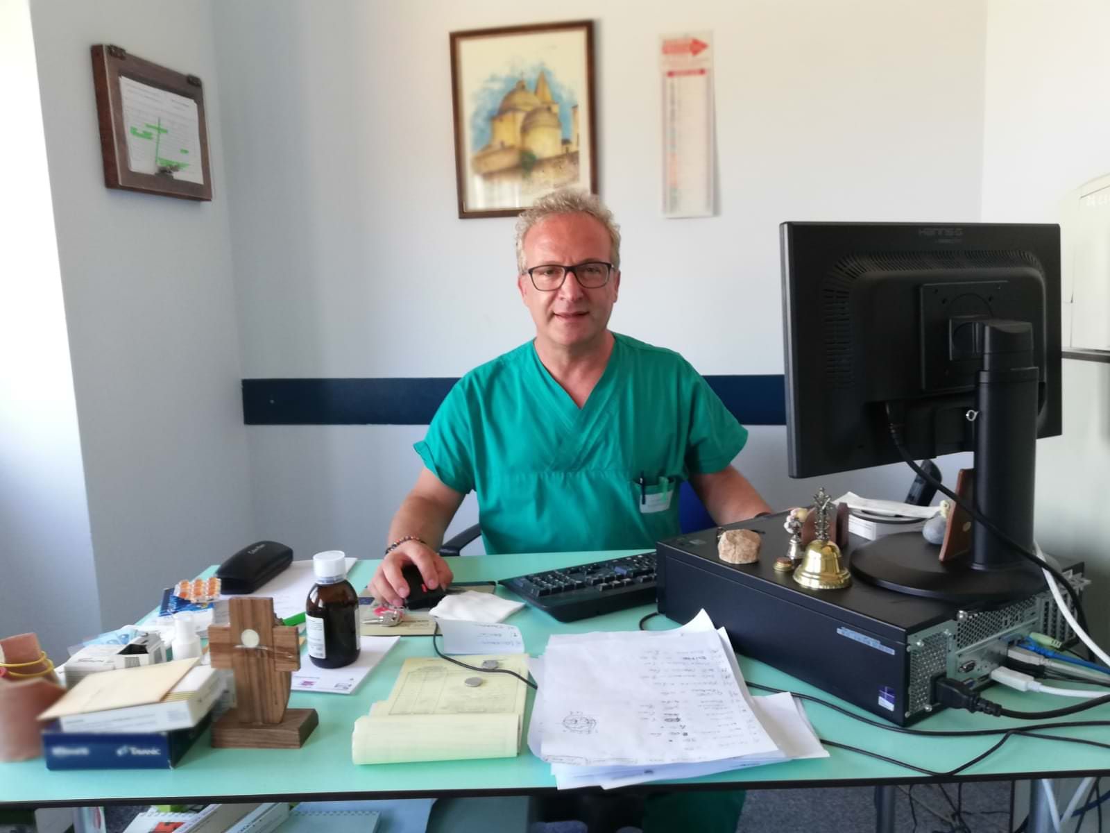 «Sanità senza medicinali, si rischia il "contrabbando"»