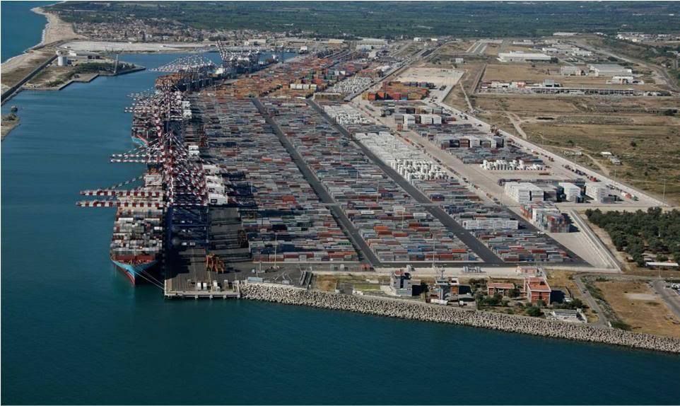 Lo sgarbo di Delrio al porto di Gioia Tauro