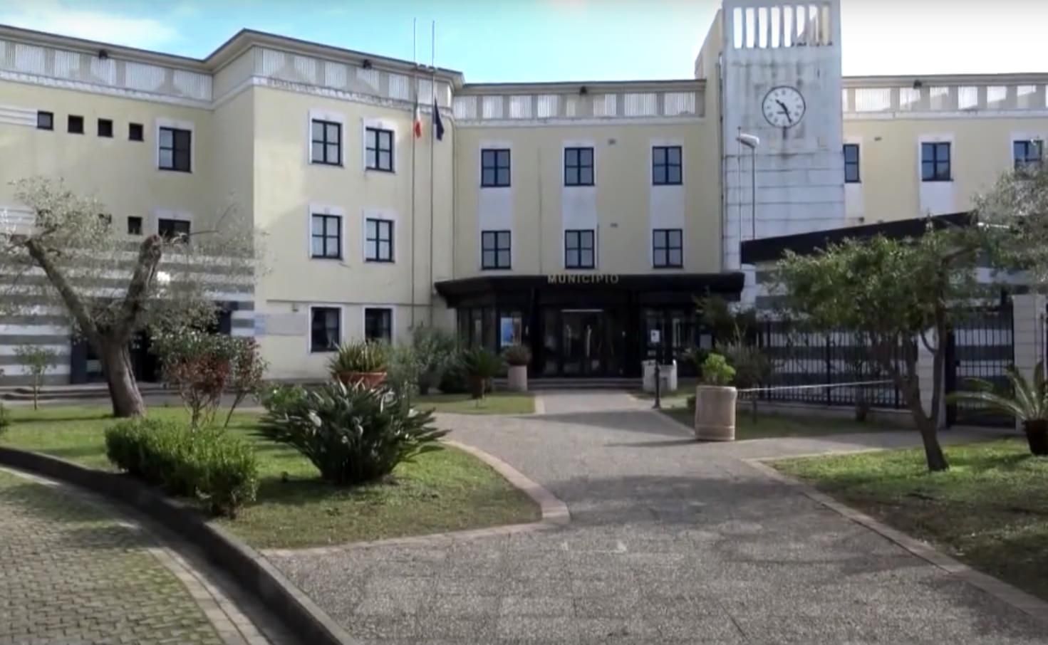 FAUST | Il simbolo, il discorso elettorale e la caccia ai voti: l'impegno del boss Pisano per l'elezione di Idà