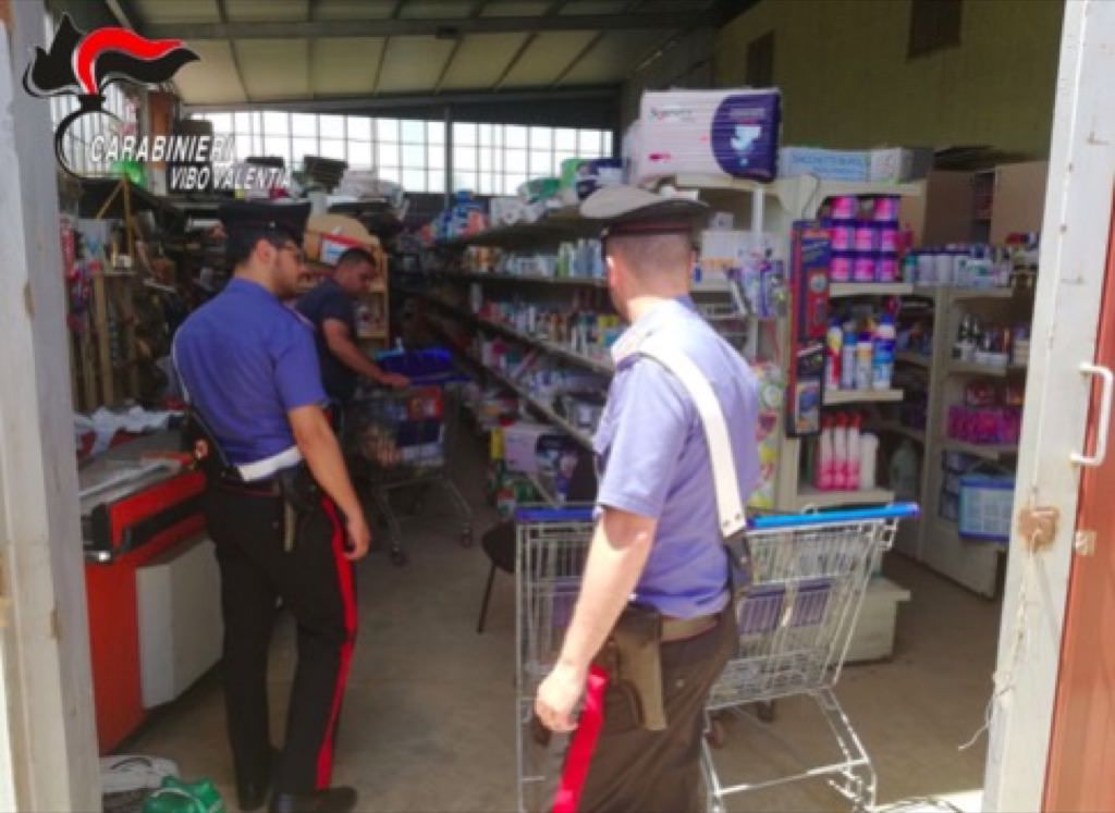 Sequestrato un supermercato abusivo nel Vibonese