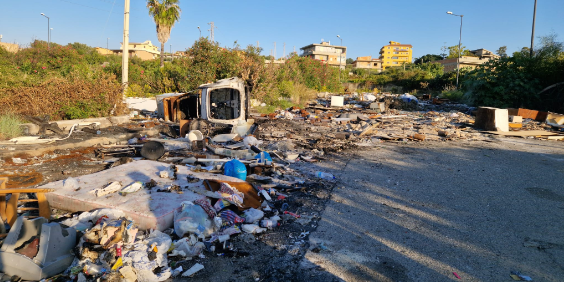 «Ombra tossica sul quartiere di Arghillà a Reggio Calabria, salute dei residenti a rischio»