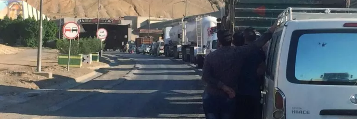 Bus turistico si ribalta in Egitto, 9 italiani tra i 46 feriti