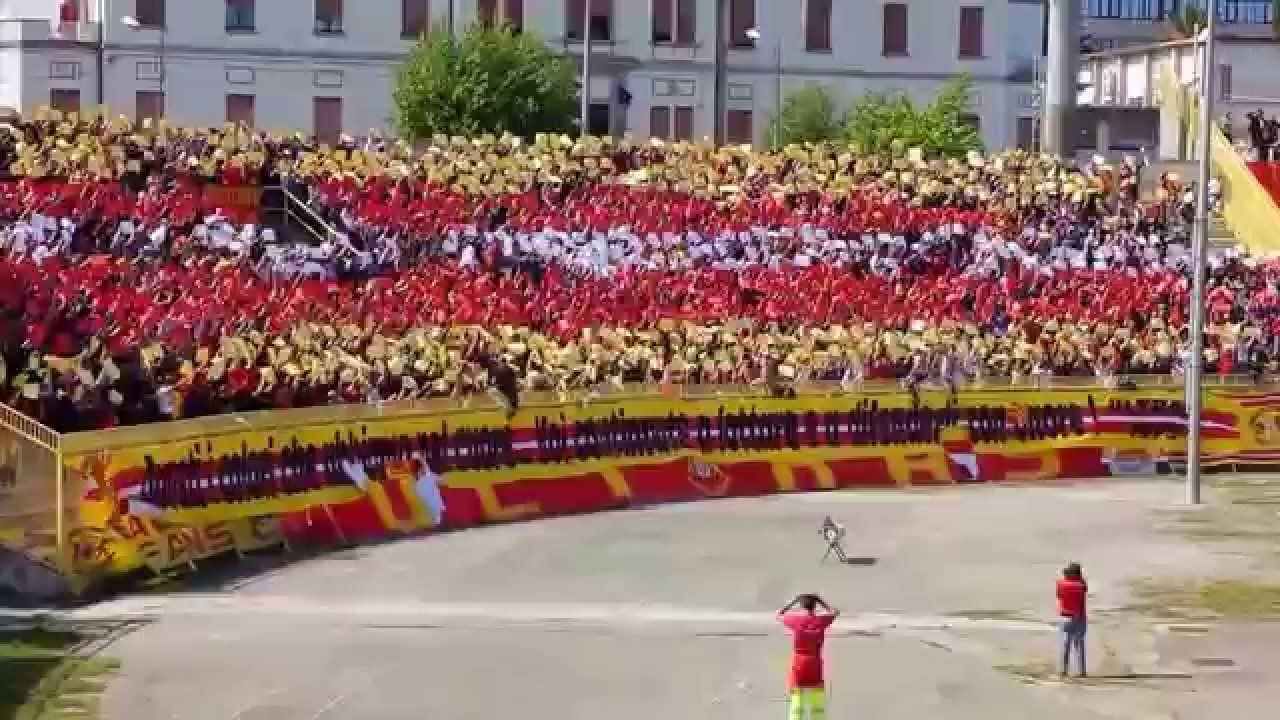 Striscioni Catanzaro, il caso arriva in Parlamento