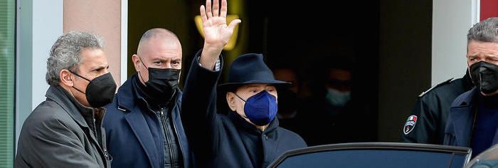 Berlusconi dimesso dall’ospedale San Raffaele