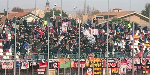 tifosi Cosenza a Cittadella