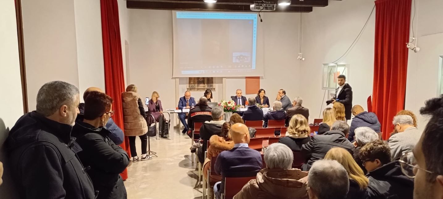 Dispersione scolastica, a Zumpano un meeting per una strategia di contrasto