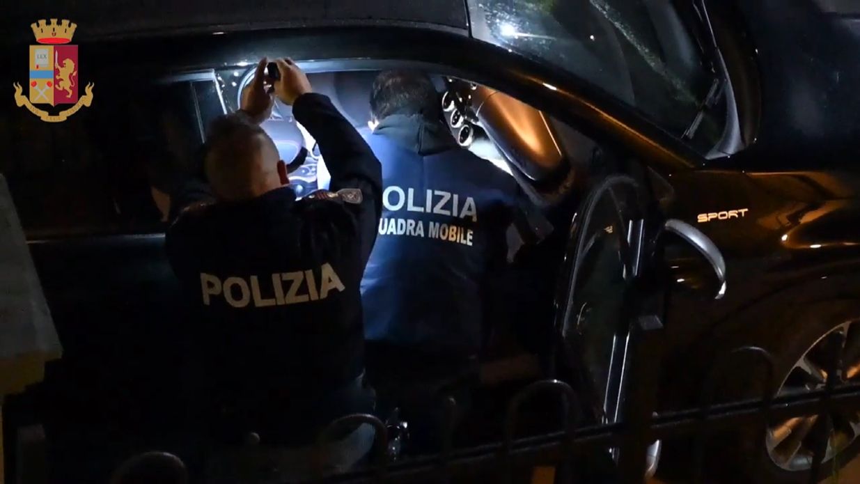 La ‘Ndrangheta reggina che minaccia ancora i magistrati e quella cosentina che omaggia il boss