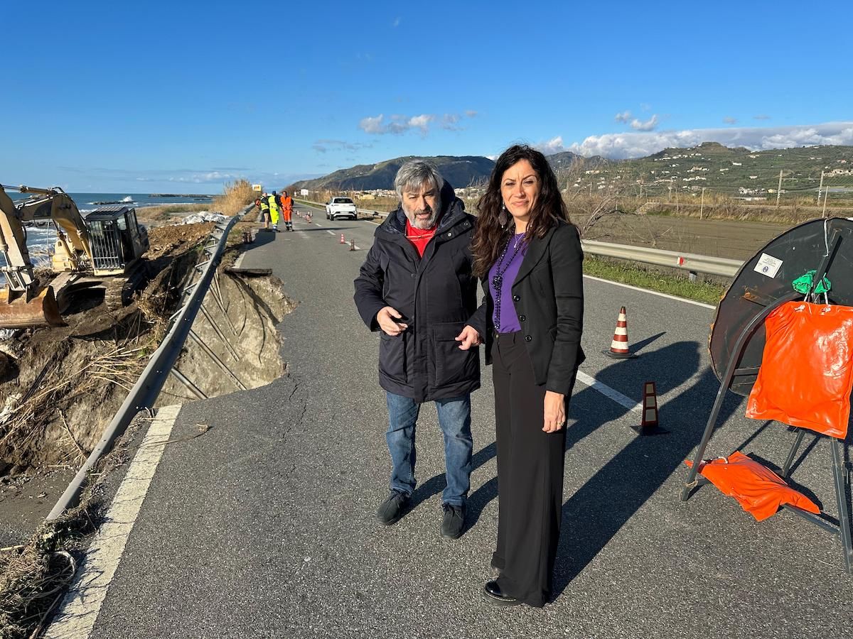 Succurro: «Subito un tavolo tecnico per fronteggiare l’erosione costiera sul Tirreno cosentino»