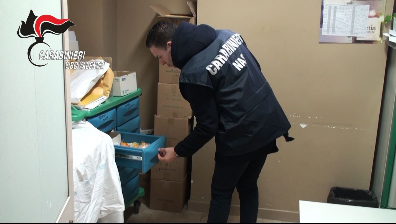 «Gravi carenze igienico sanitarie» all’ospedale di Vibo, Caligiuri denunciata