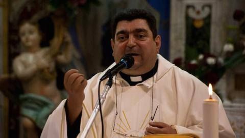 Le occupazioni molto terrene di don Strangio