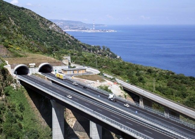 «La corruzione sull'A3 funziona così»