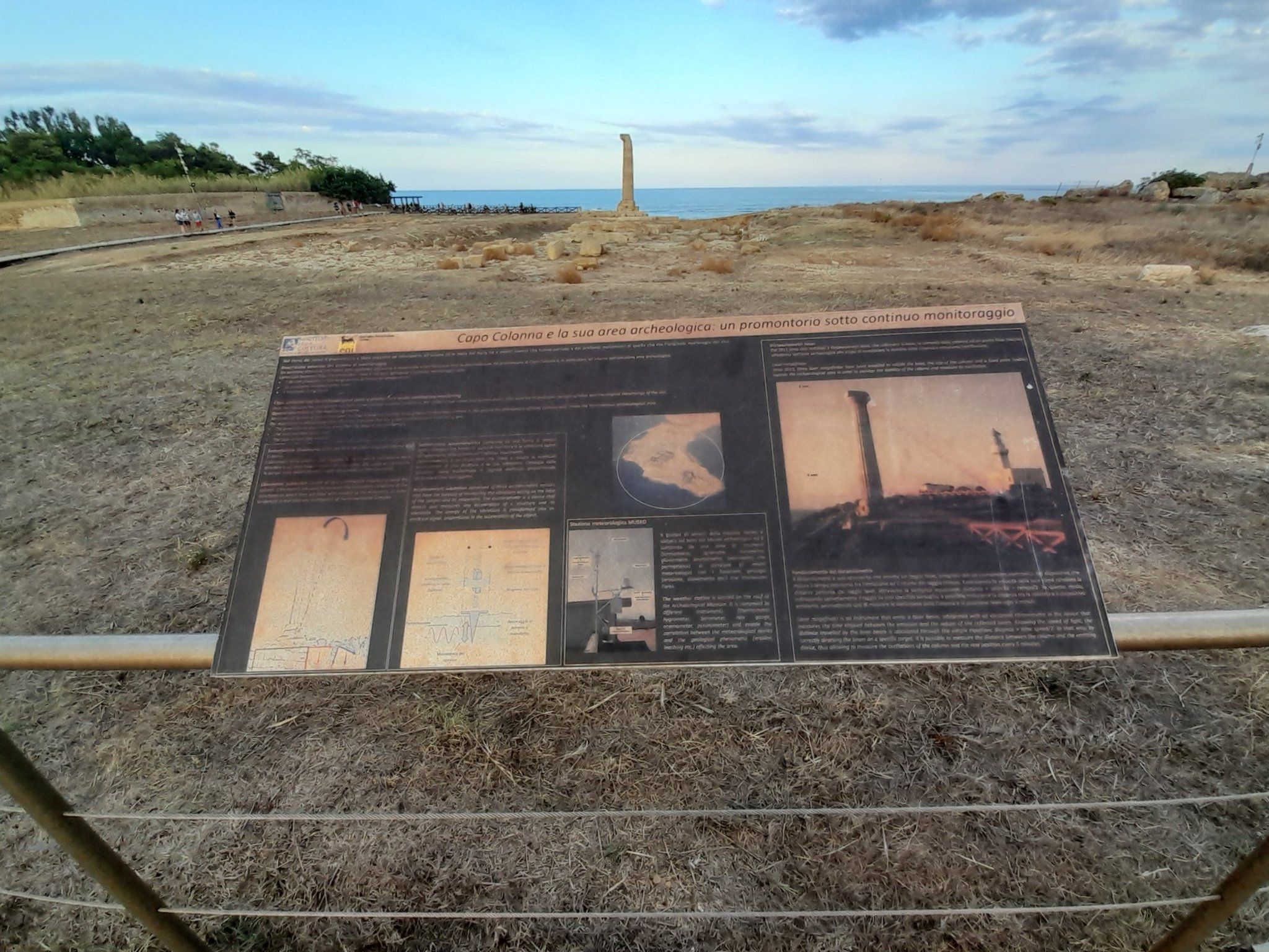 Corrado: «Buon Ferragosto da Capo Colonna, il Parco che non c’è più!» – FOTO