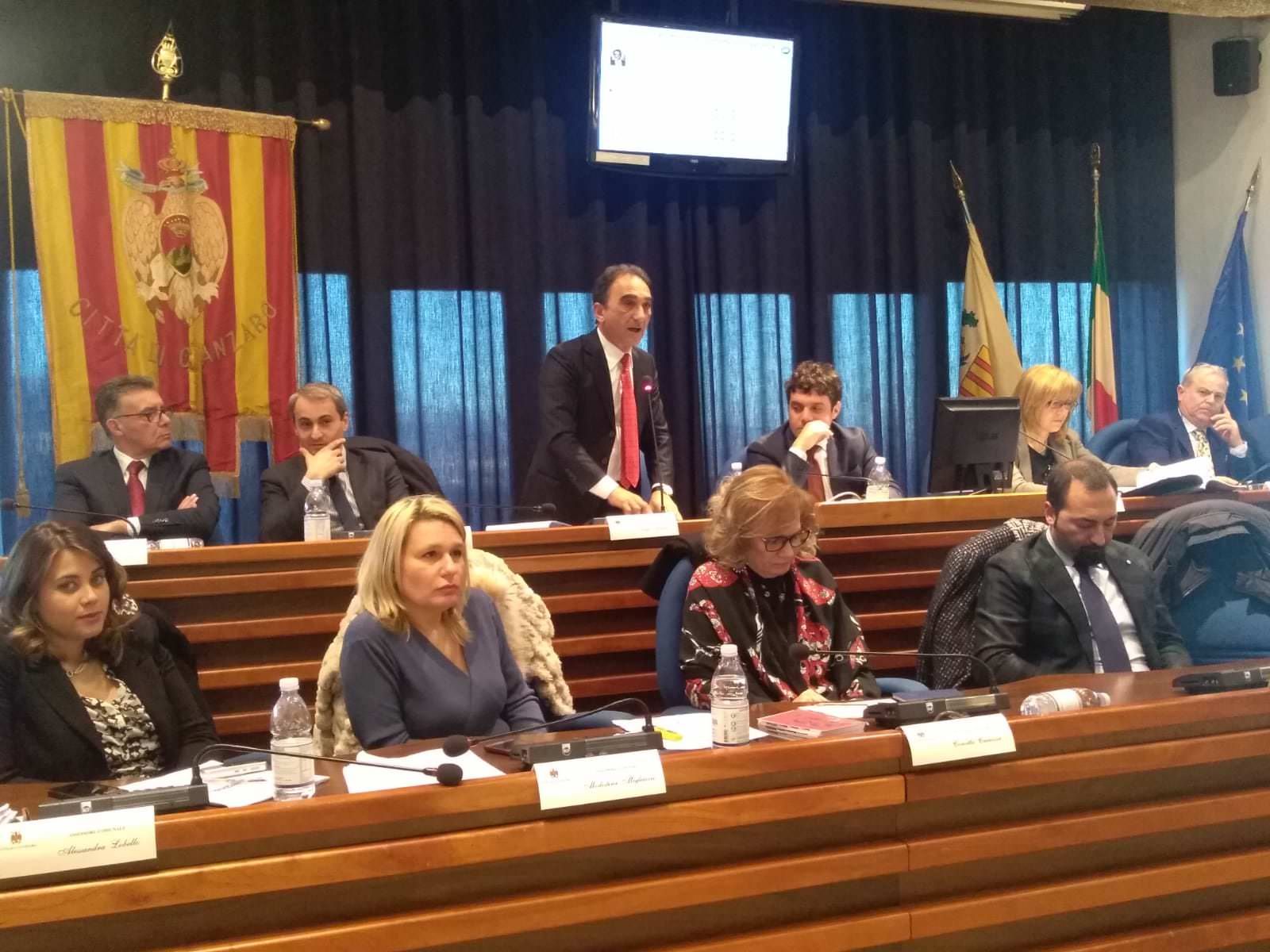 Catanzaro, la pratica Giovino infiamma il consiglio comunale