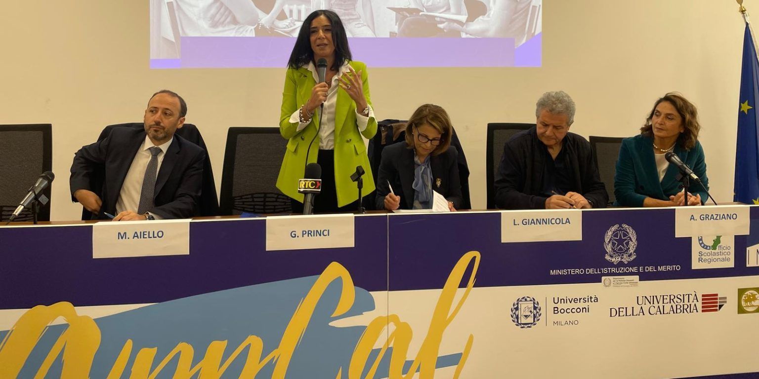 La Calabria investe sul benessere scolastico: psicologi in 285 istituti