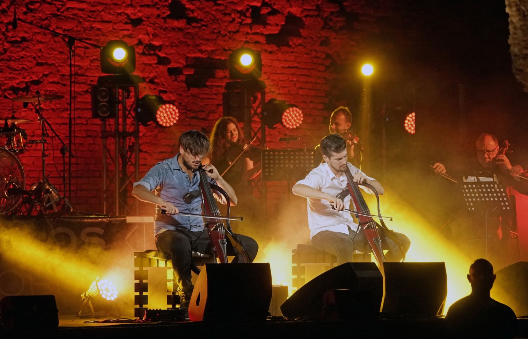 I 2Cellos incantano il pubblico di Scolacium