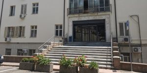 Catanzaro, dipendente dell’Asp di Catanzaro denuncia presunto pedinamento: esposto in Procura