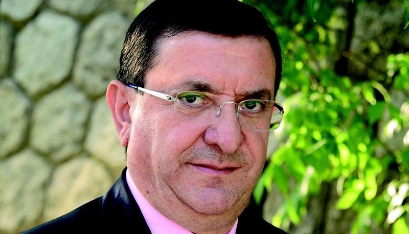 Il Pd “congela” la tessera a Belcastro: «Grave quanto sta accadendo in Calabria»