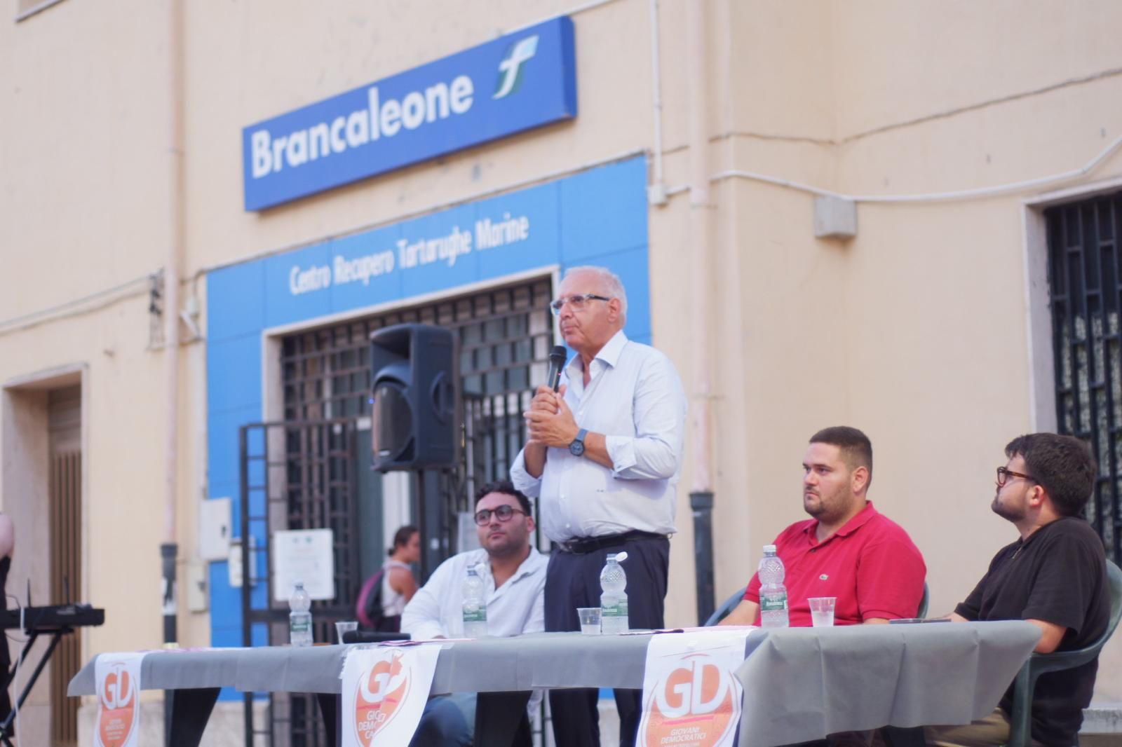 Suppletive a Reggio Calabria, Benedetto a Brancaleone, la «Sassonia futurista» e la «saga del forestiero»