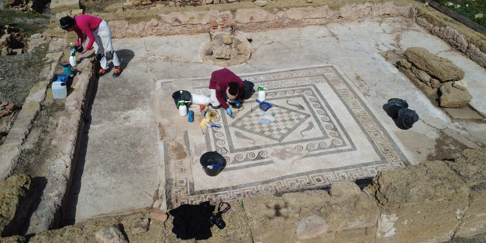 Parchi Archeologici di Crotone e Sibari: riapre il Balneum con il Mosaico dei Delfini