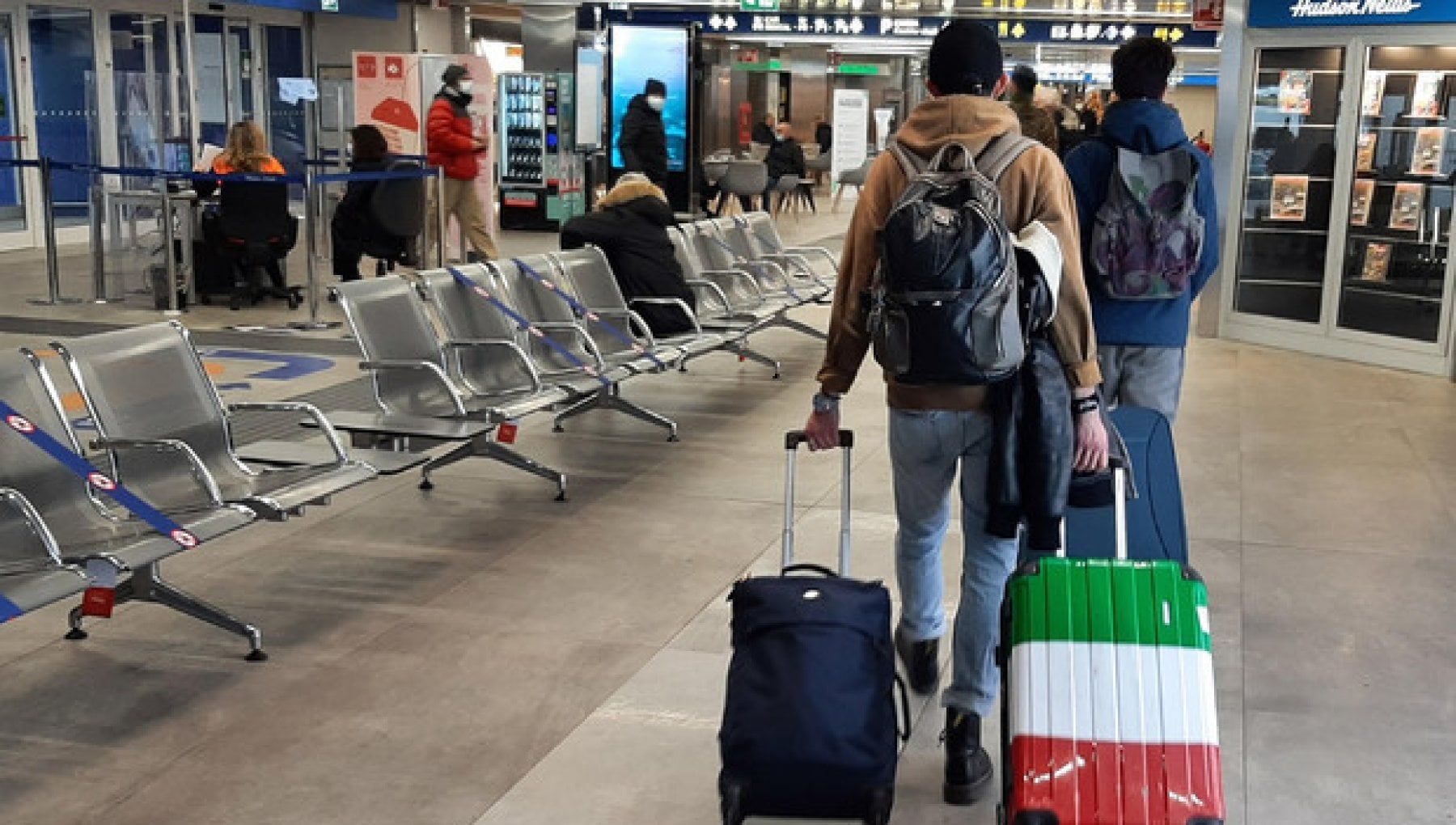 Italiani all’estero, la Calabria è sesta: 464mila iscritti all’Aire