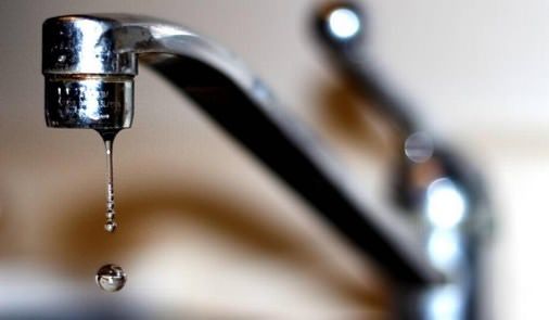 Si rompe una condotta, Cosenza resta senz'acqua