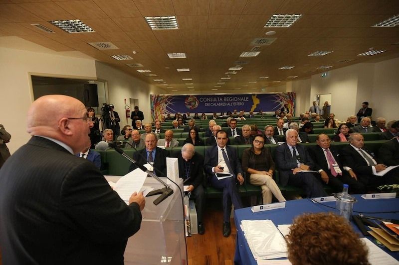 (Ri)nasce la Consulta dei calabresi all'estero