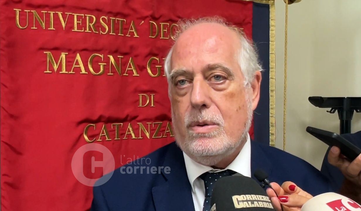 “Grecale”, il Tribunale della Libertà di Catanzaro annulla l’ordinanza di custodia cautelare per l’ex rettore Umg De Sarro