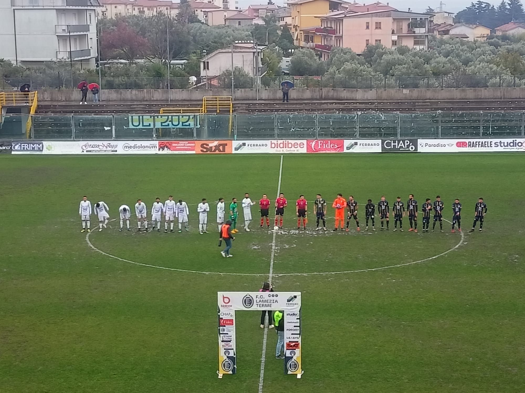Colpo di scena a Lamezia: esonerato Novelli, squadra al vice Ciardiello