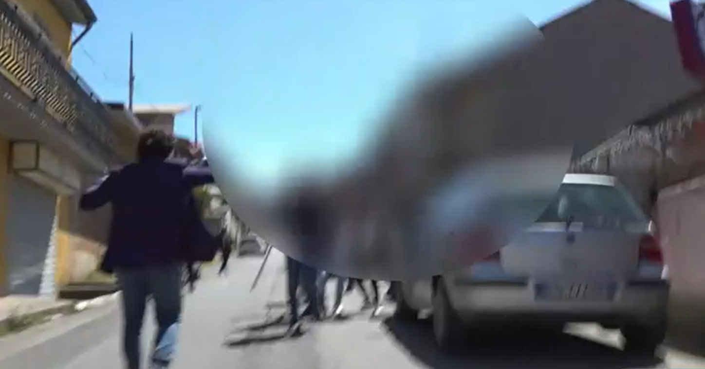 Troupe Rai aggredita a bastonate, denunciati i due presunti responsabili