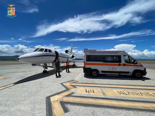 Falcon dell’Aeronautica decollato da Lamezia per un trasporto sanitario