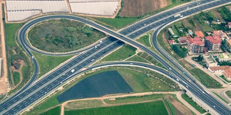 Statale 106 a rilento. I soldi ci sono ma restano fermi in cassa