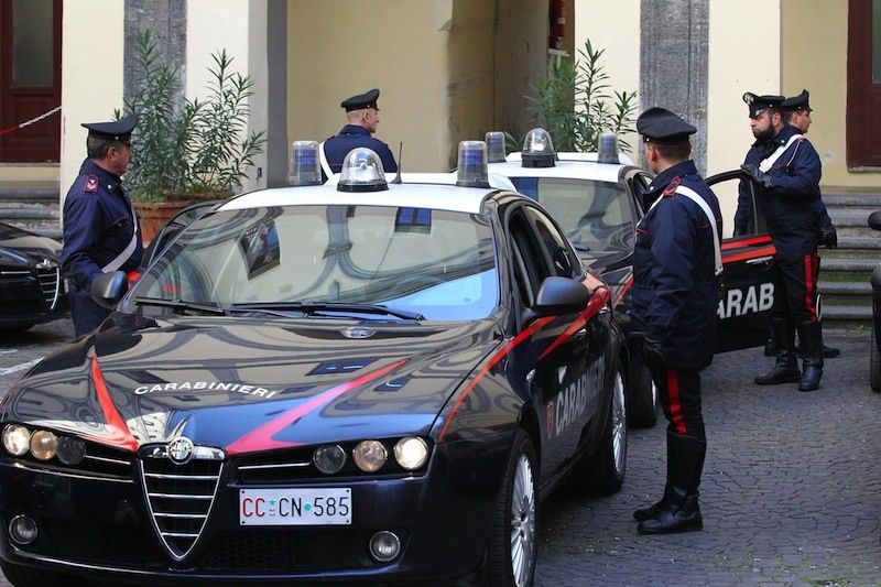 Rapinarono un negozio nel 2010, tre arresti a Vibo