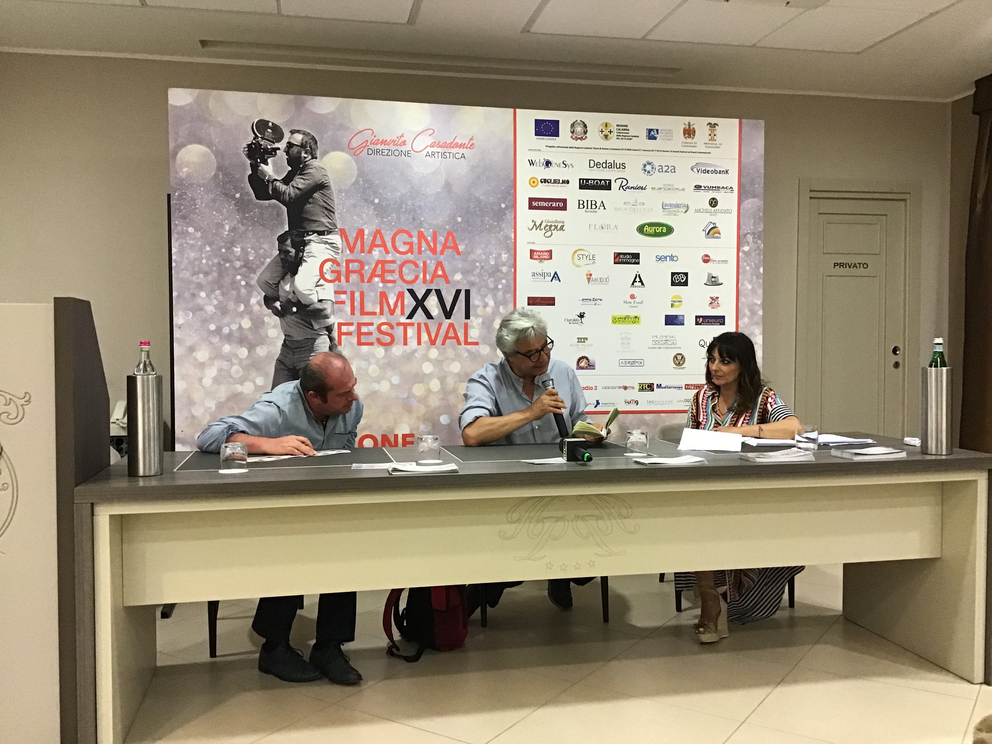 Magna Graecia book Festival, “Libro d'oro” ad Antonio Petrocelli