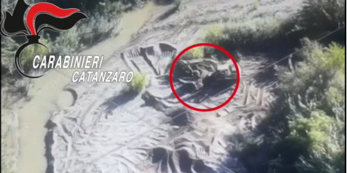 Furto di materiale lapideo nel letto del fiume Amato: due arresti nel Catanzarese