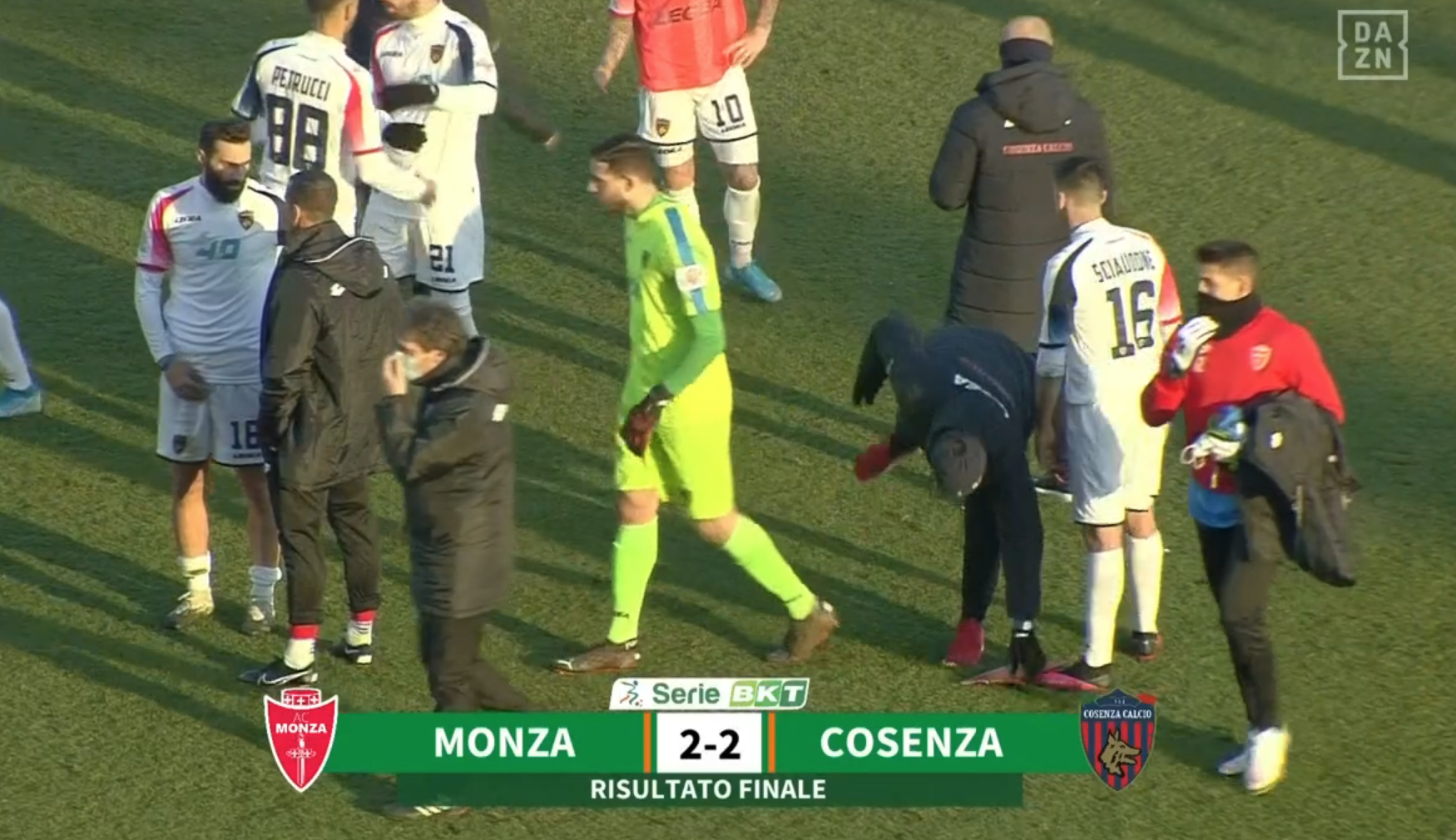 Cosenza in rimonta, 2-2 contro il Monza. Primo gol per Tremolada