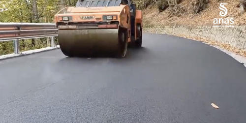 Frana a Longobucco, riaperta la strada statale 177 "Silana di Rossano"