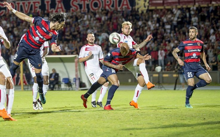 Serie B, il Cosenza “riacciuffa” il Sudtirol