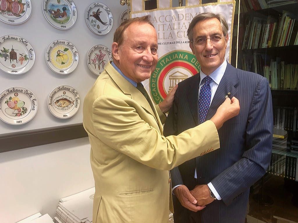 Cibo, territorio e salute: un convegno a Cosenza. Premi per i ristoratori della provincia