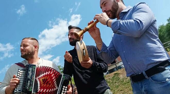 Festival Calabria a Ginevra, attesa per il gruppo Felici & Conflenti