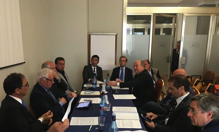 Sanità di Catanzaro, via libera all’unanimità all’azienda unica