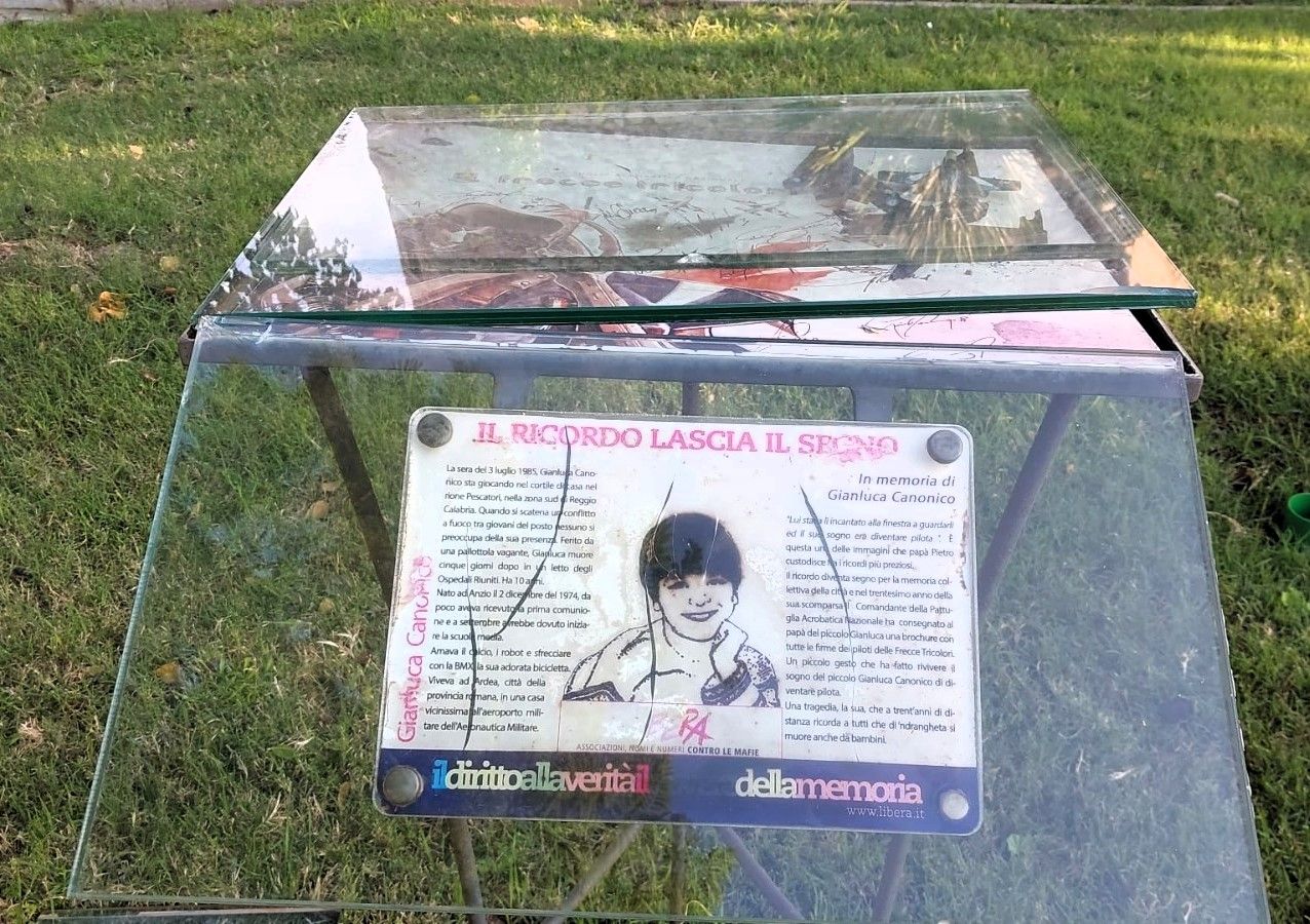 Danneggiata a Reggio la teca in memoria del piccolo Gianluca Canonico